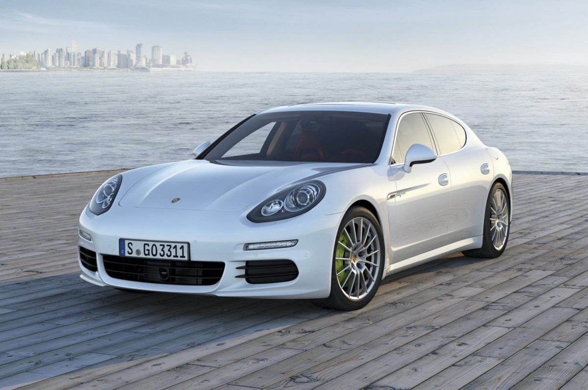 PORSCHE