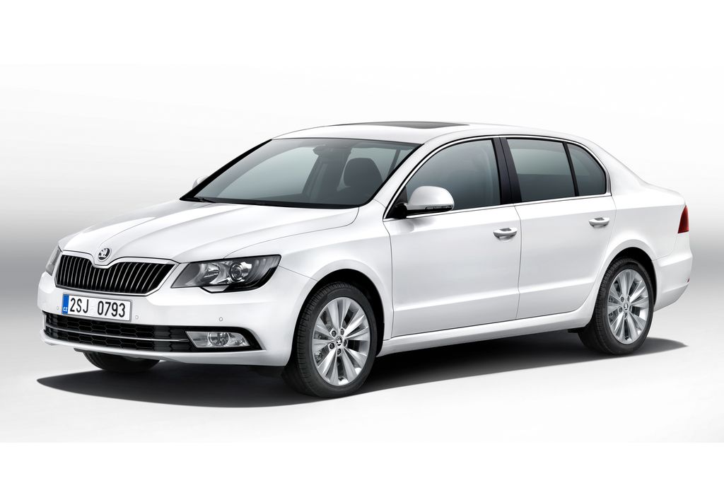 SKODA SUPERB
