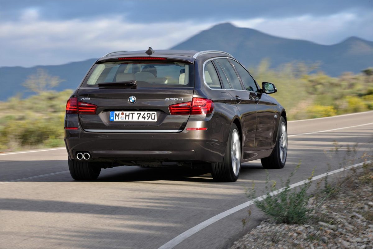 BMW 5-ÖS SOROZAT