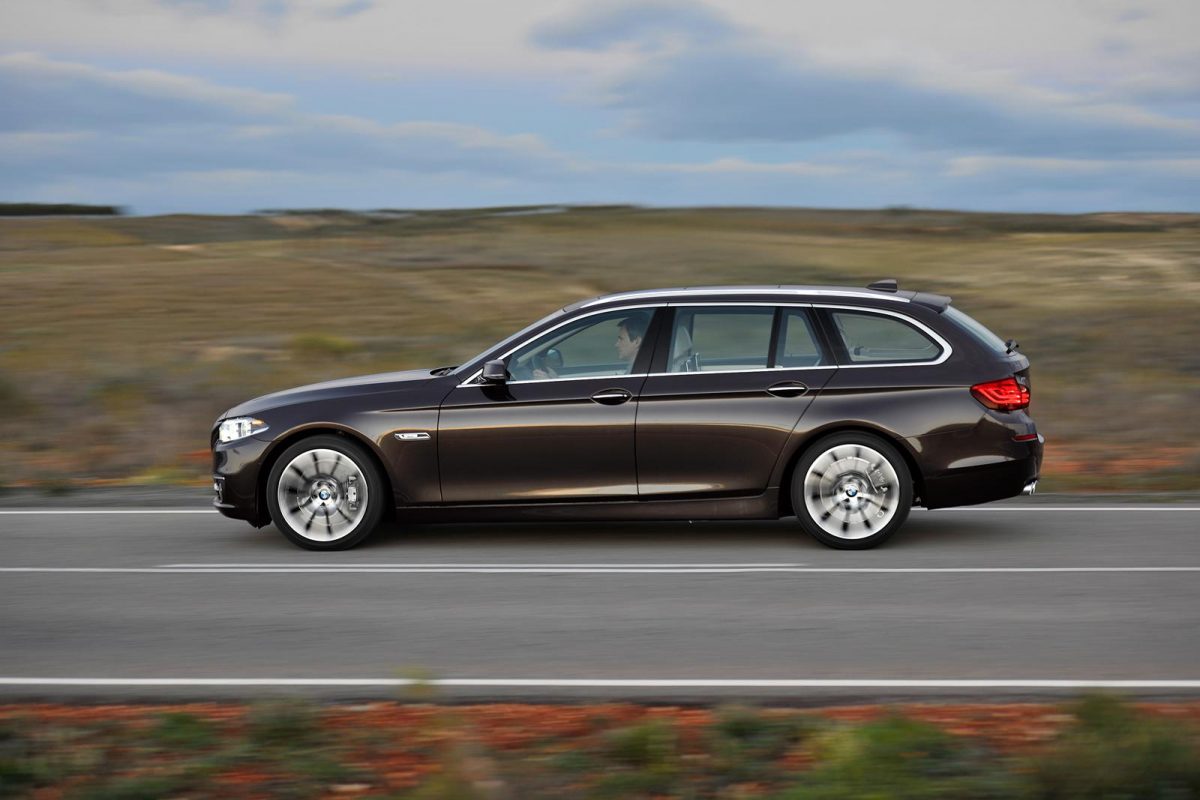 BMW 5-ÖS SOROZAT