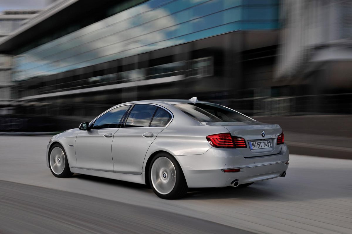 BMW 5-ÖS SOROZAT
