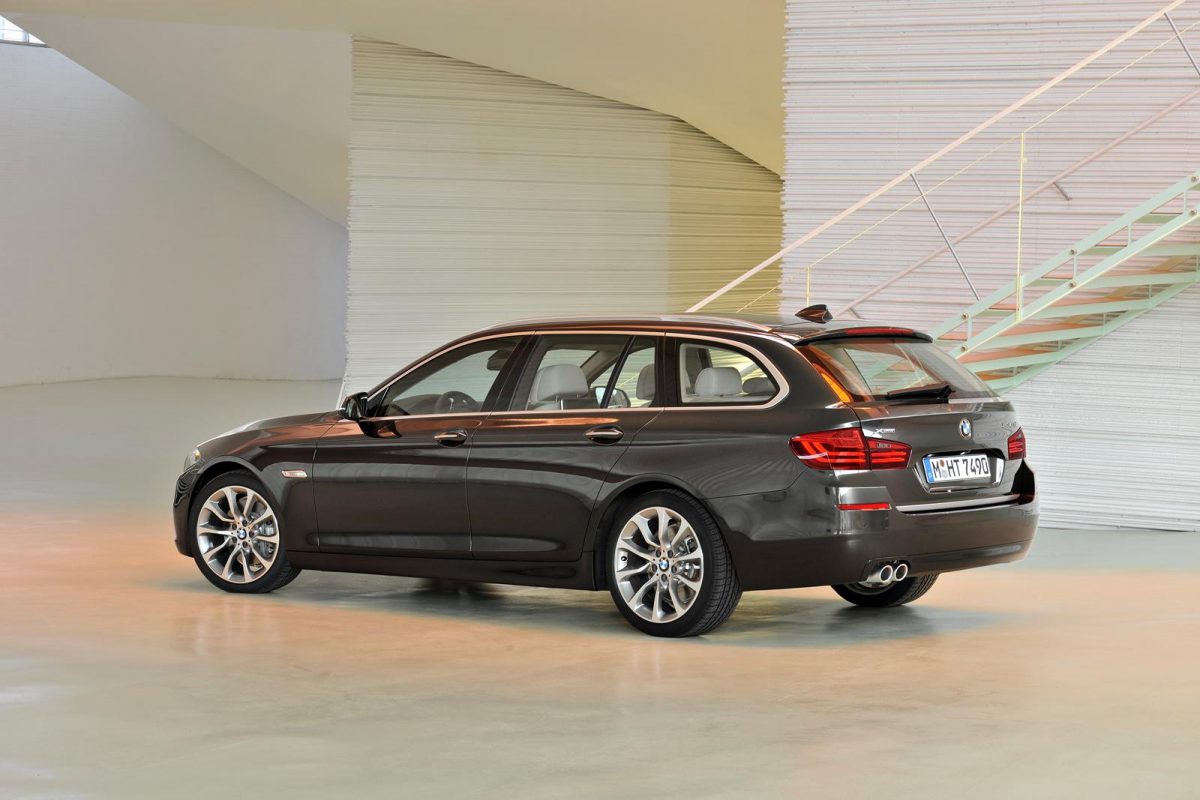 BMW 5-ÖS SOROZAT