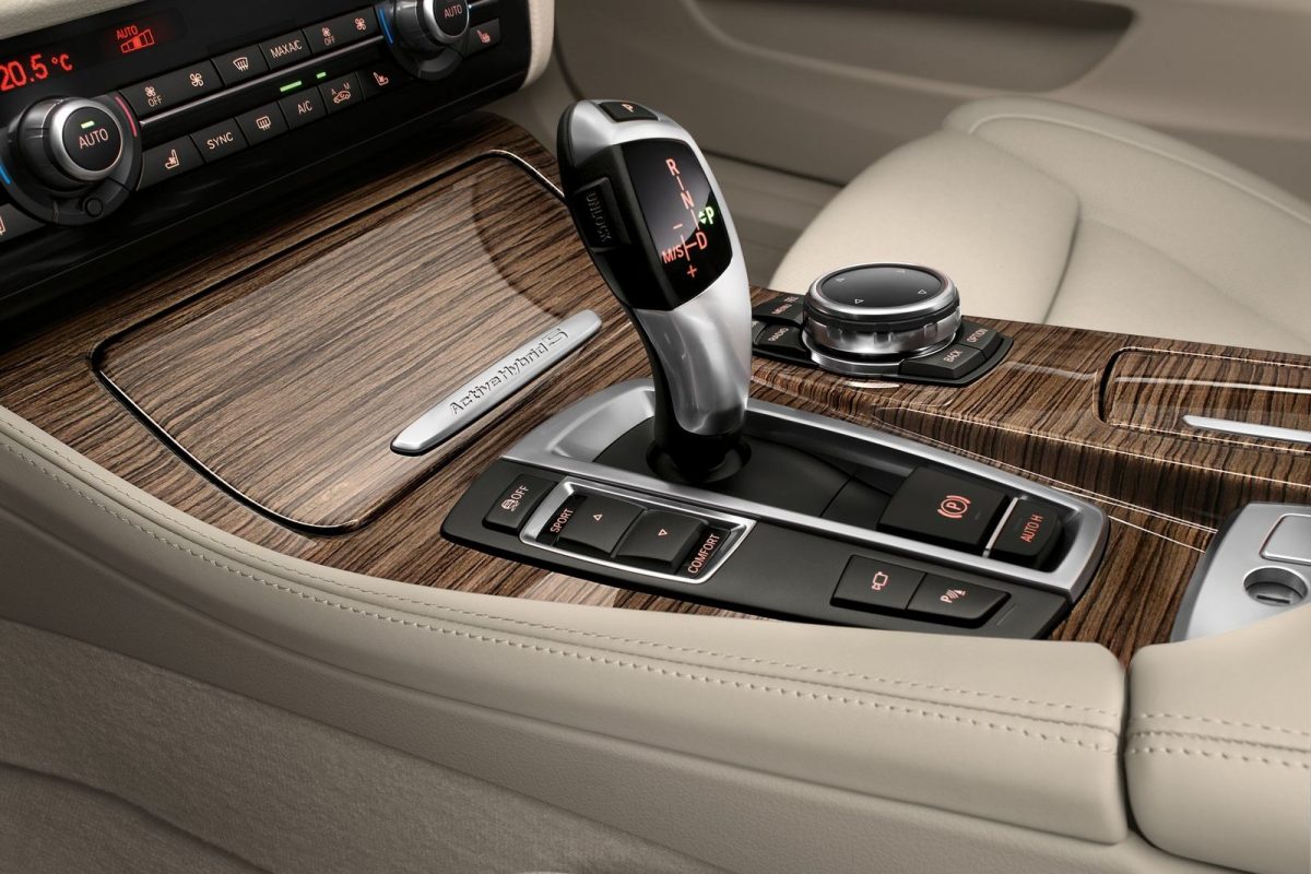 BMW 5-ÖS SOROZAT