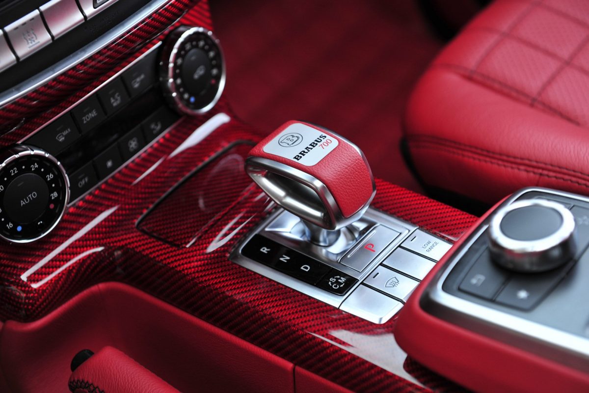 MERCEDES-BENZ