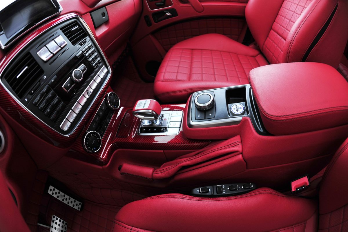 MERCEDES-BENZ