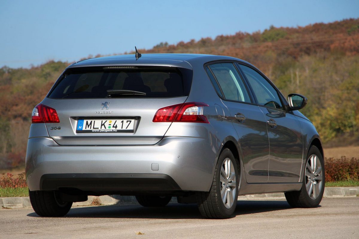 PEUGEOT