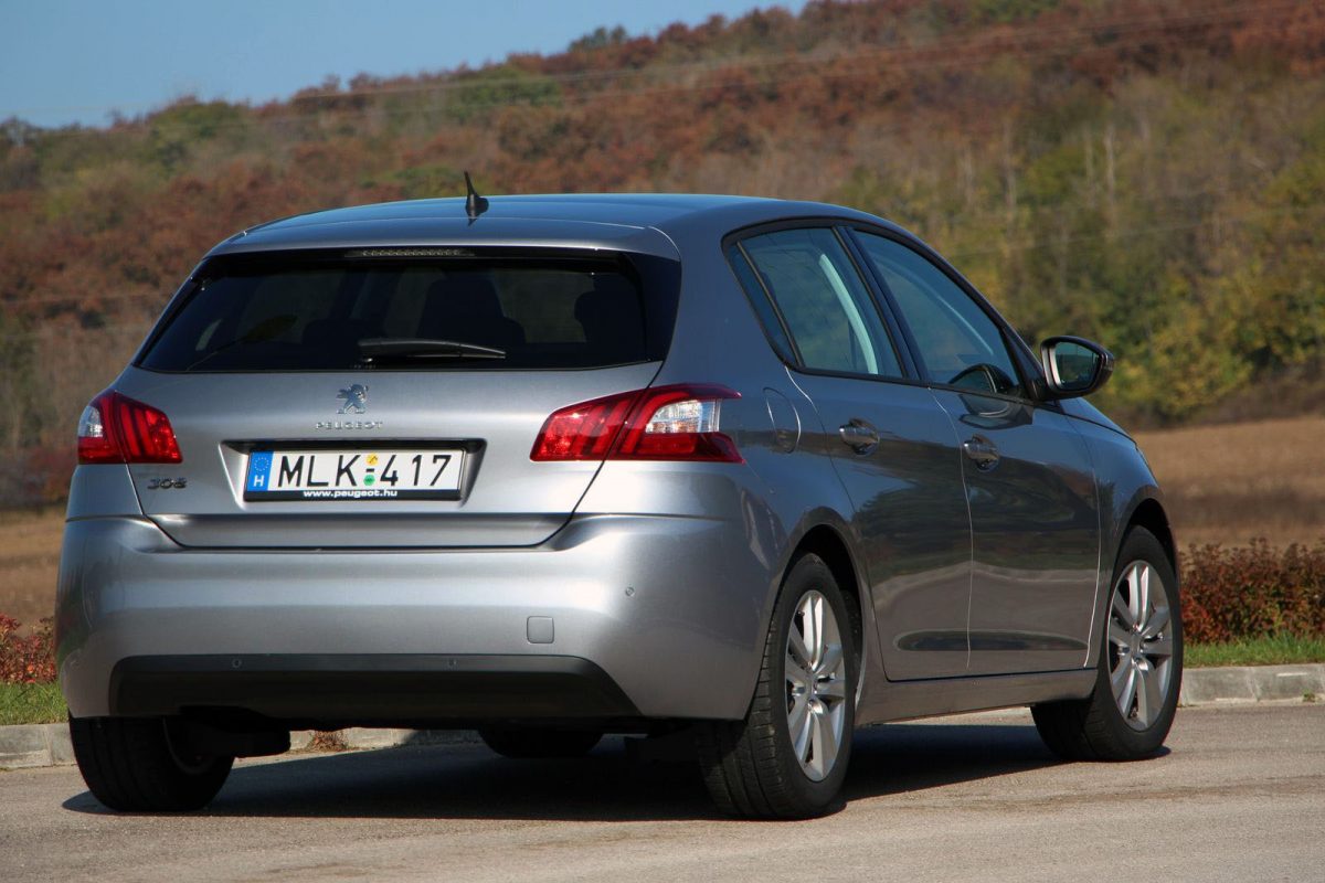 PEUGEOT
