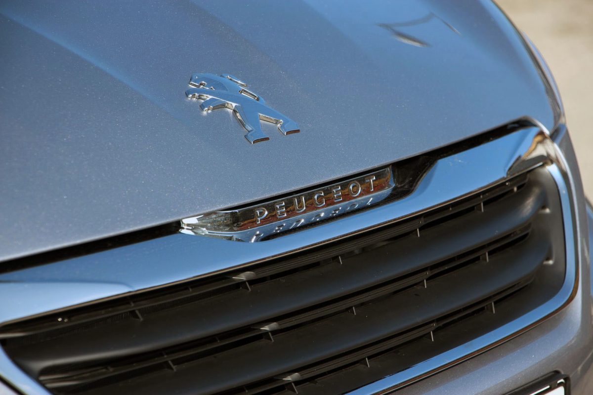 PEUGEOT