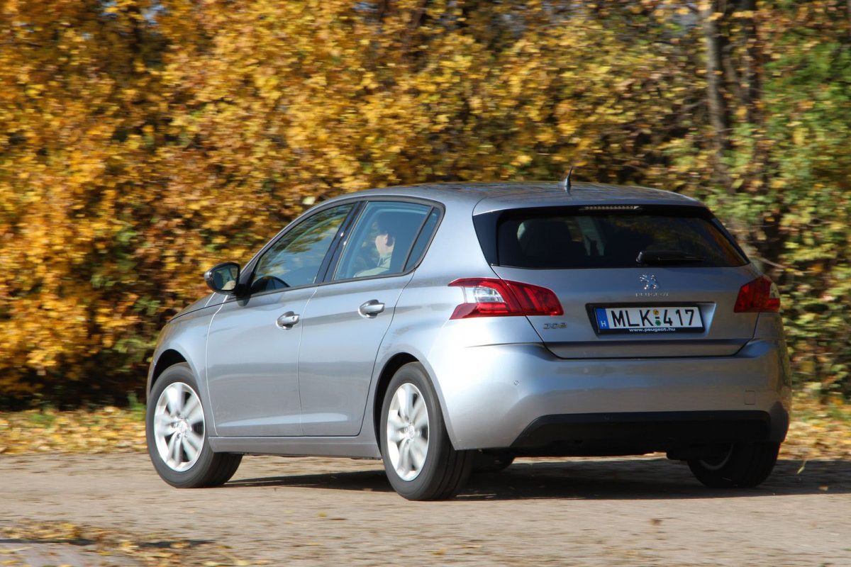 PEUGEOT