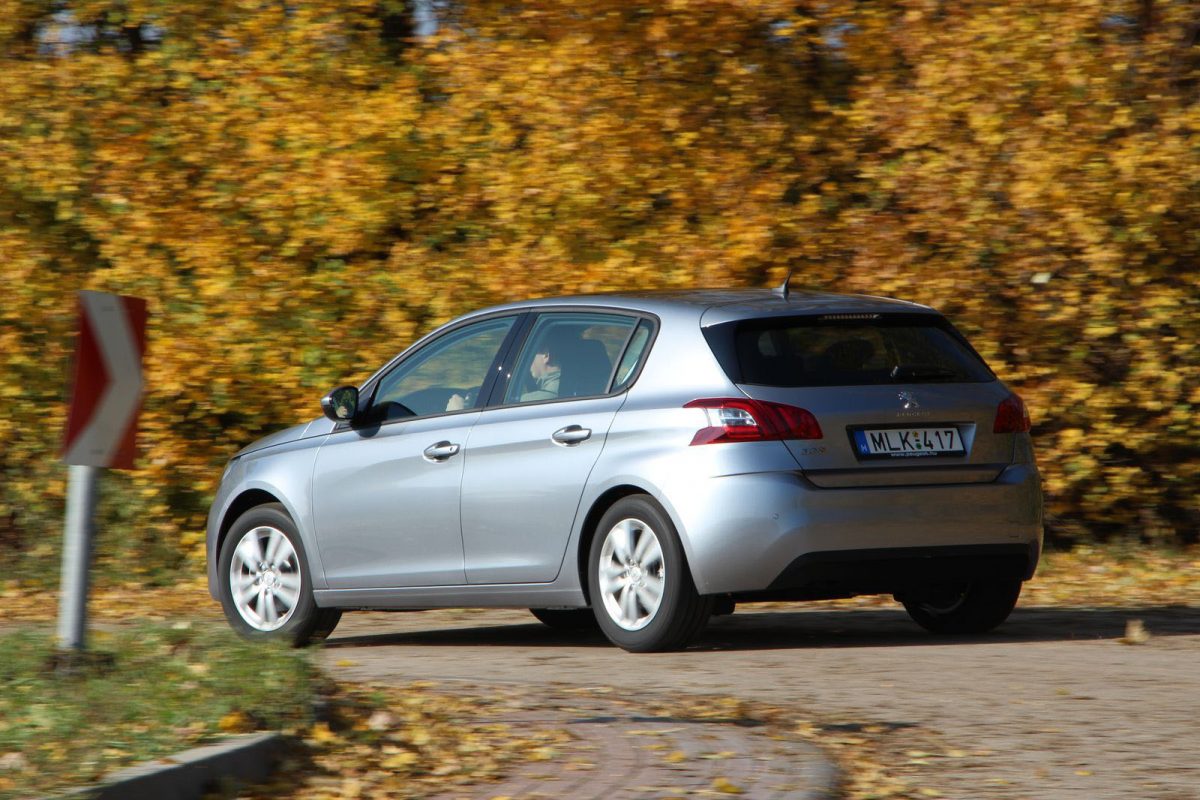 PEUGEOT