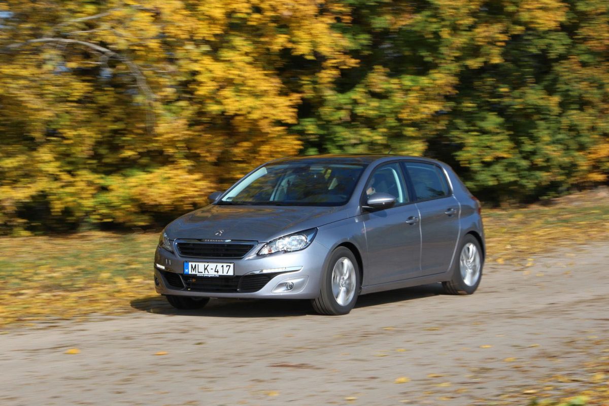 PEUGEOT