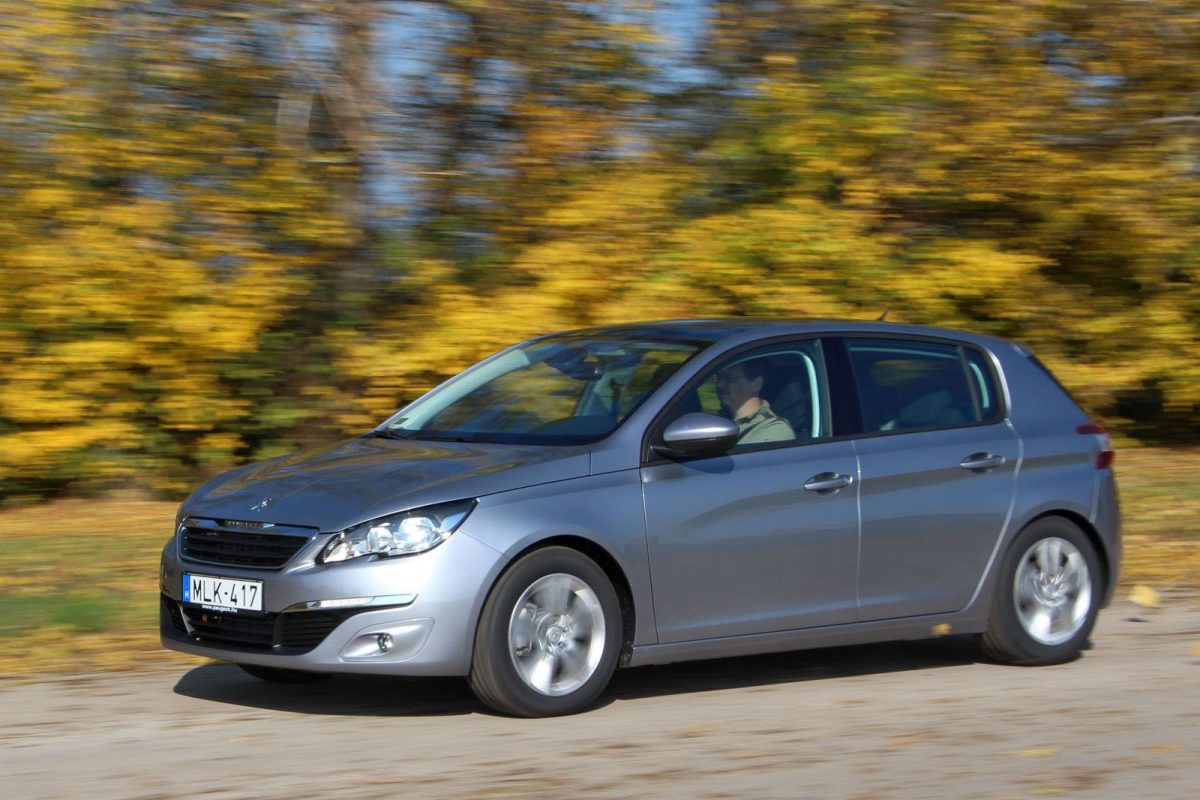 PEUGEOT