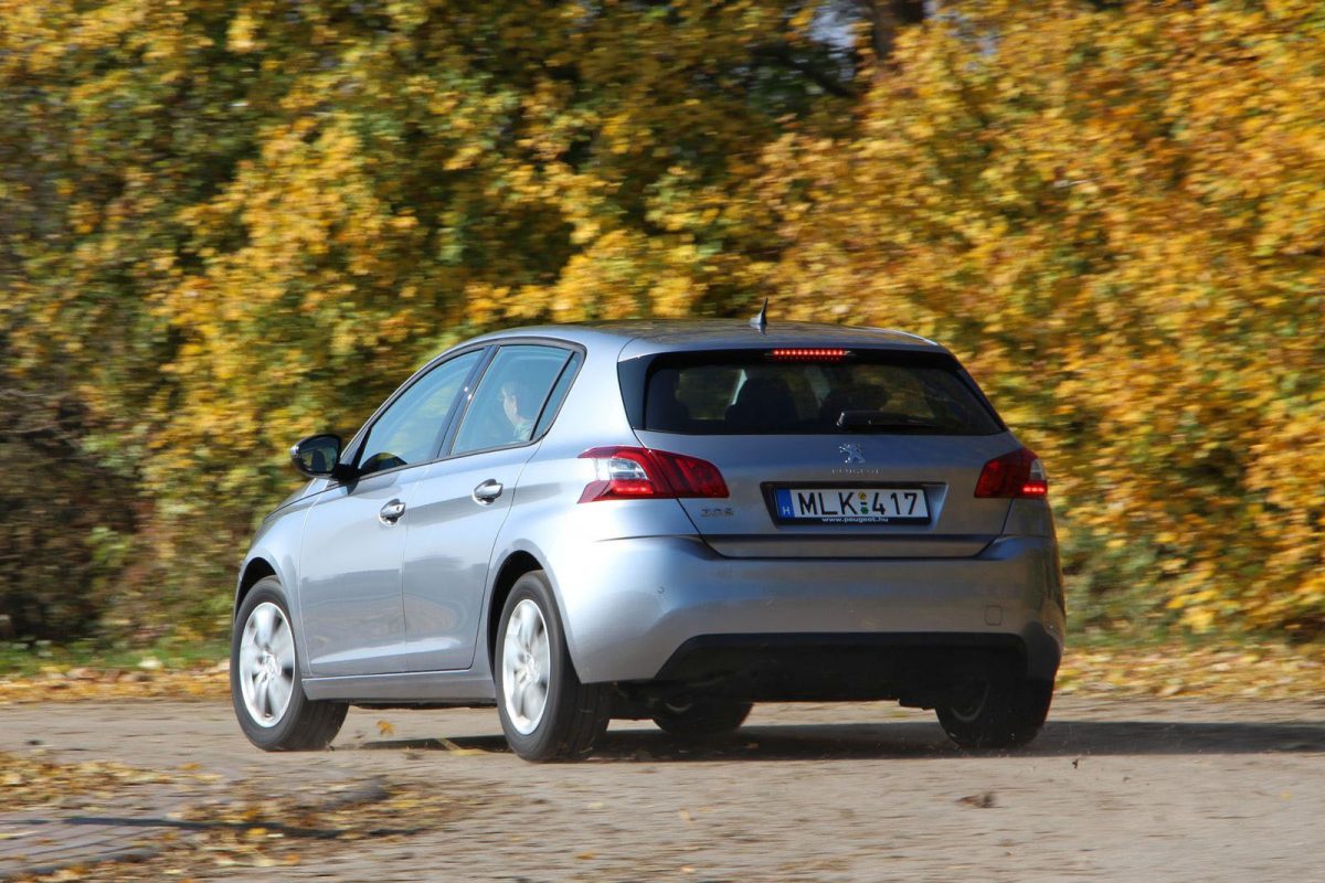 PEUGEOT