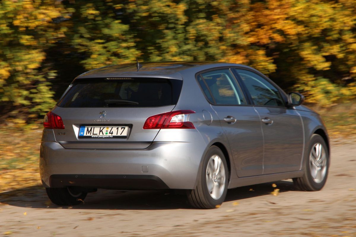 PEUGEOT