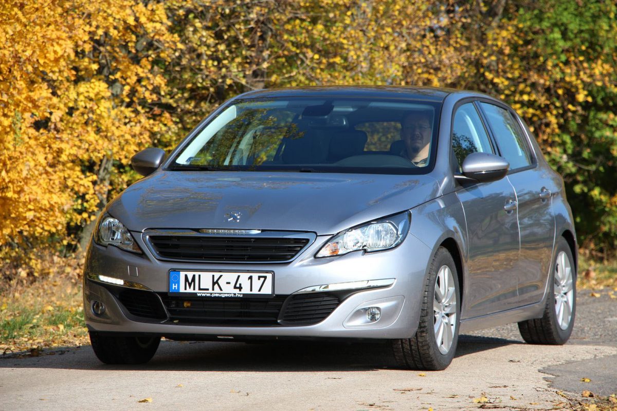 PEUGEOT