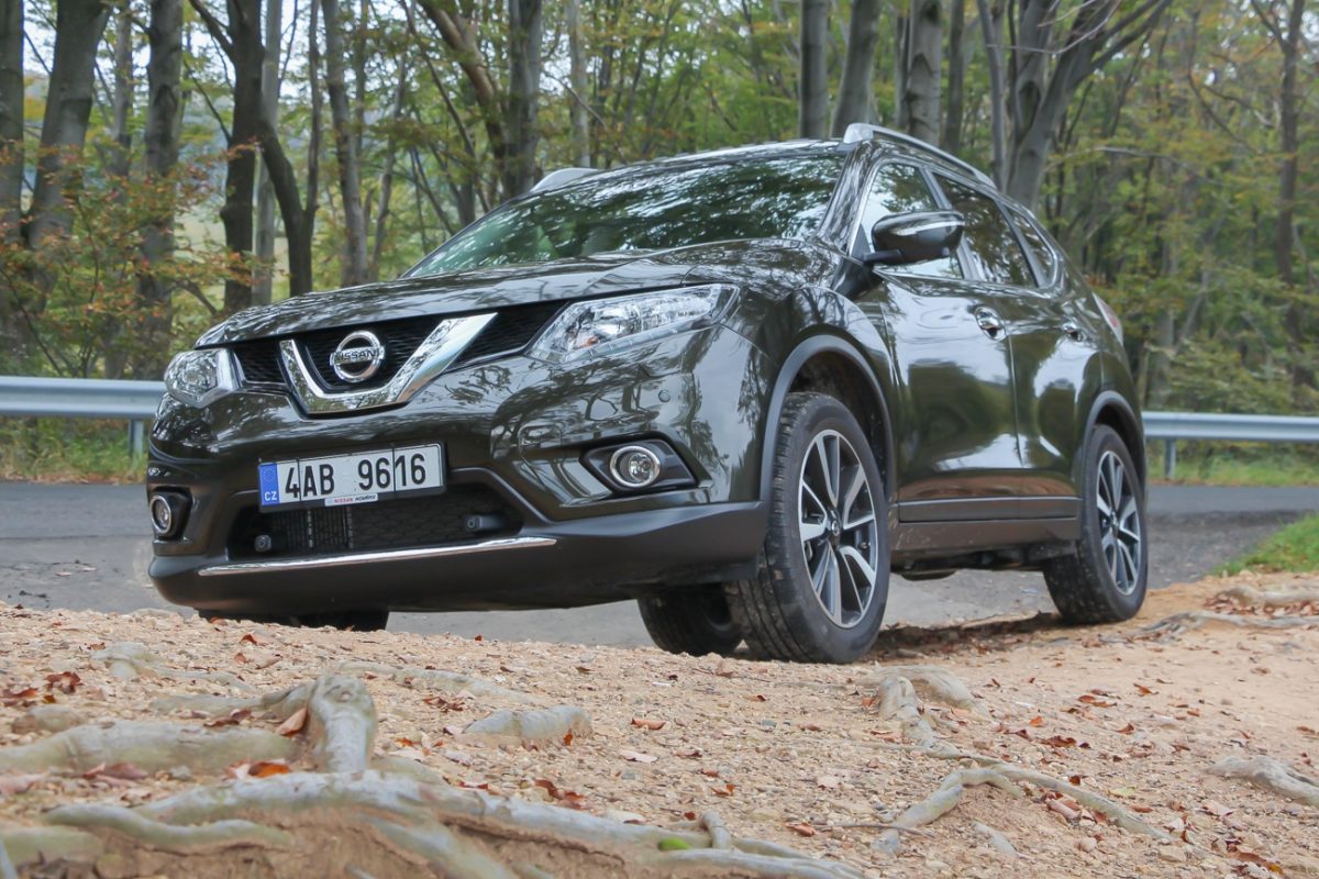NISSAN
