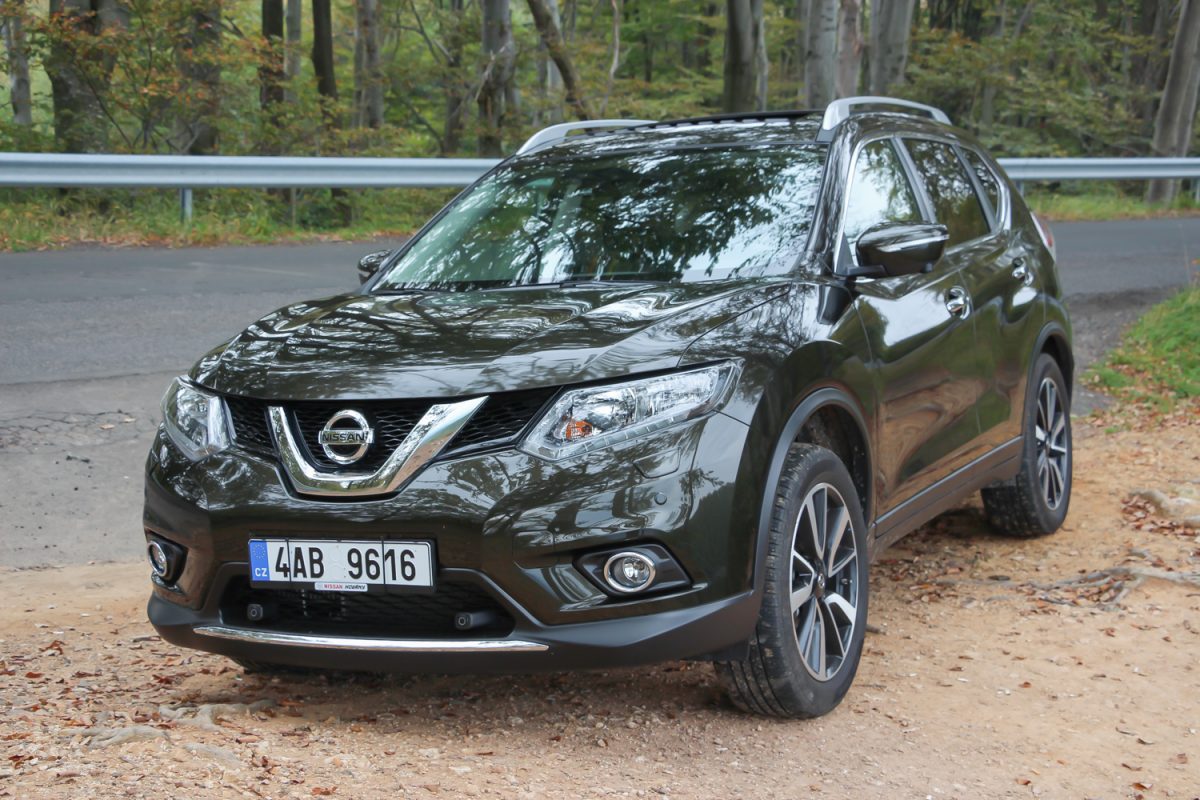 NISSAN