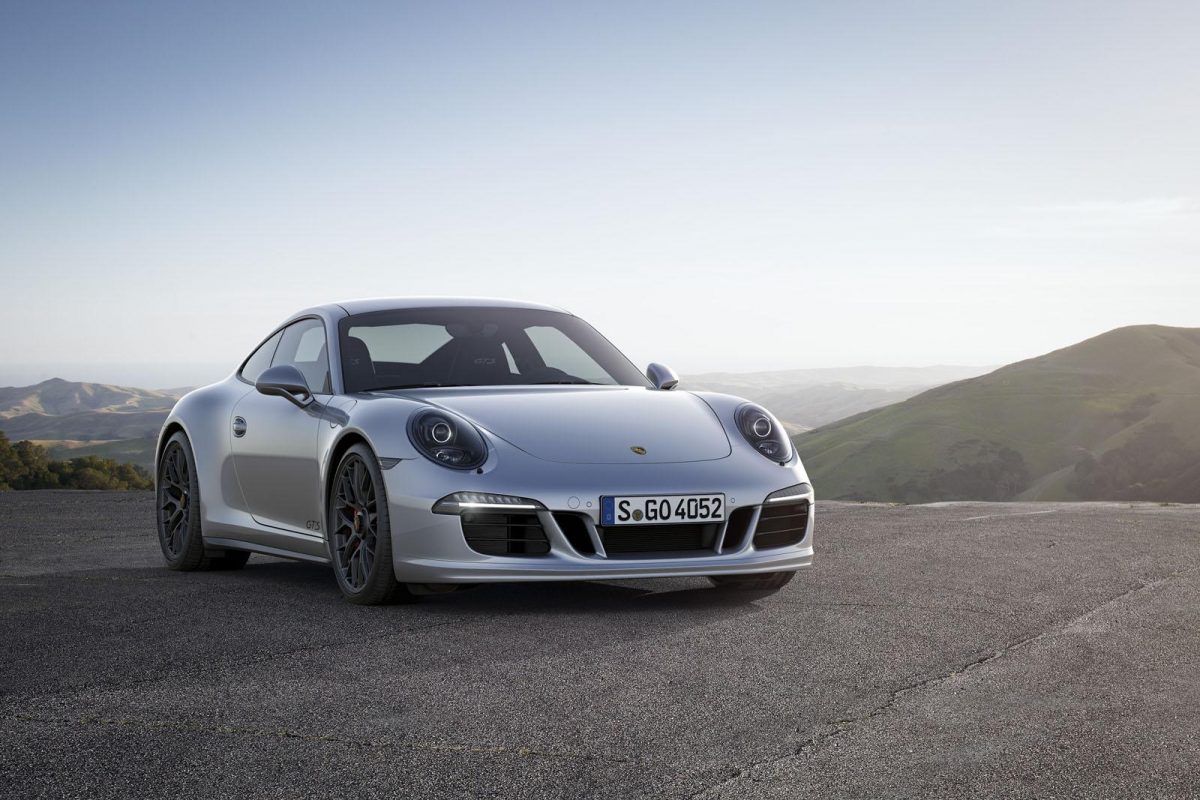 PORSCHE