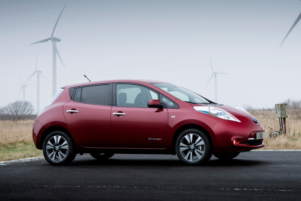 NISSAN LEAF