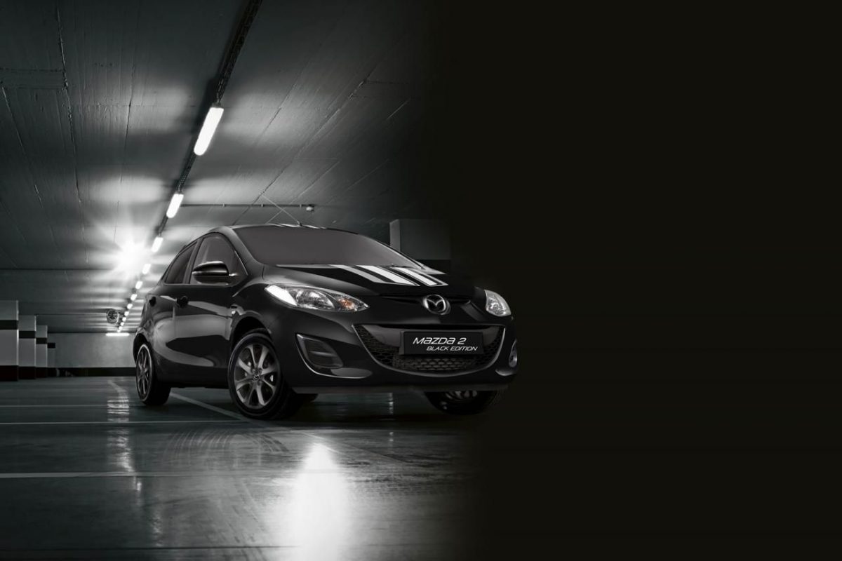 MAZDA 2