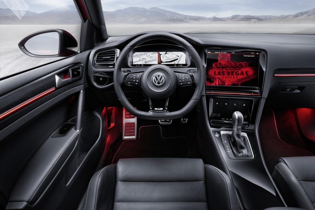 VOLKSWAGEN GOLF