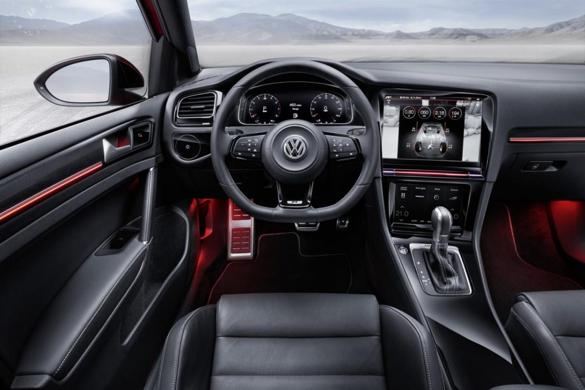 VOLKSWAGEN GOLF