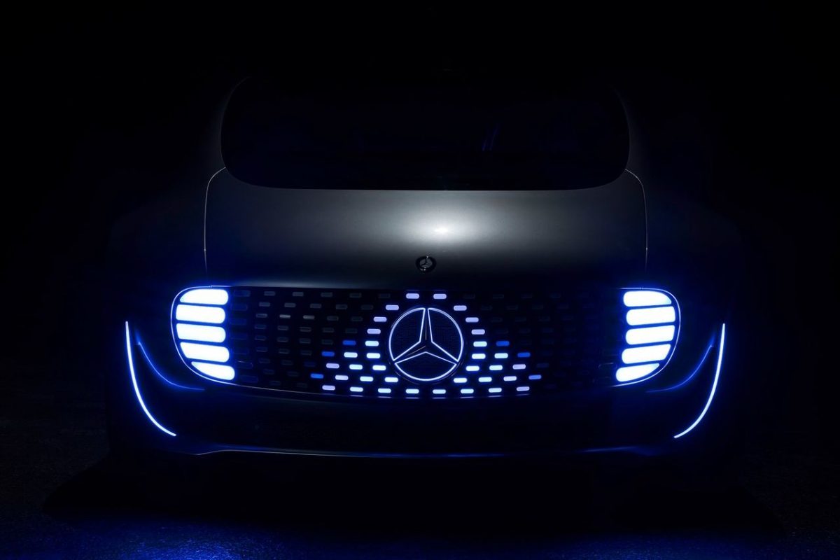 MERCEDES-BENZ