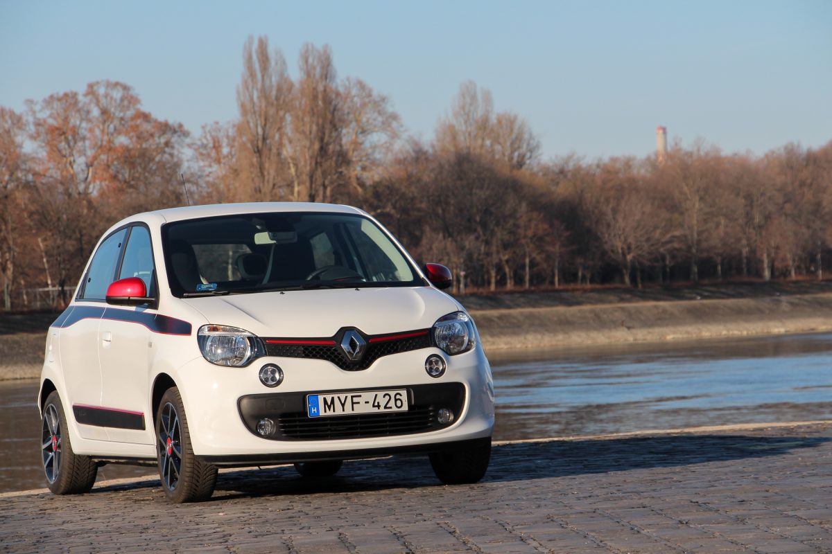 RENAULT TWINGO