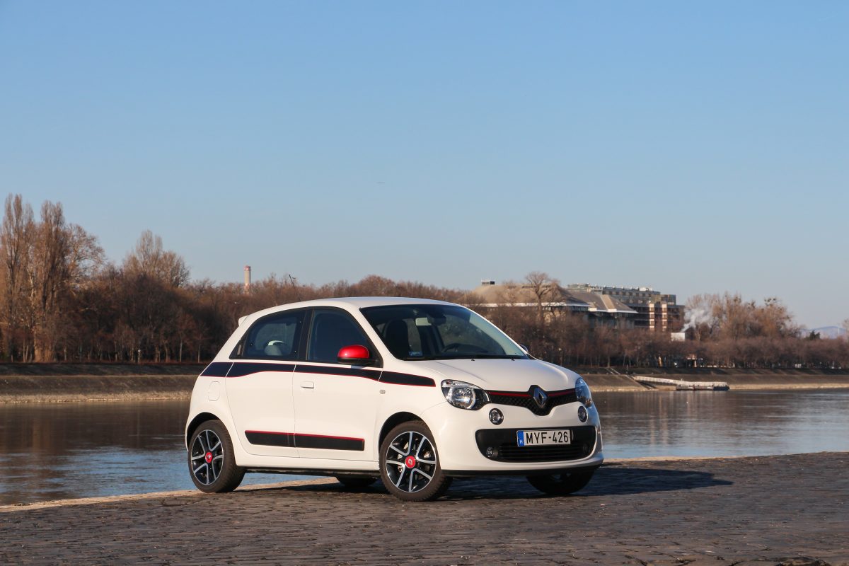RENAULT TWINGO