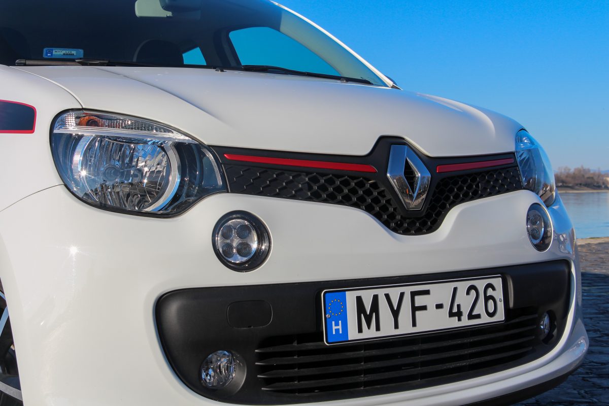 RENAULT TWINGO