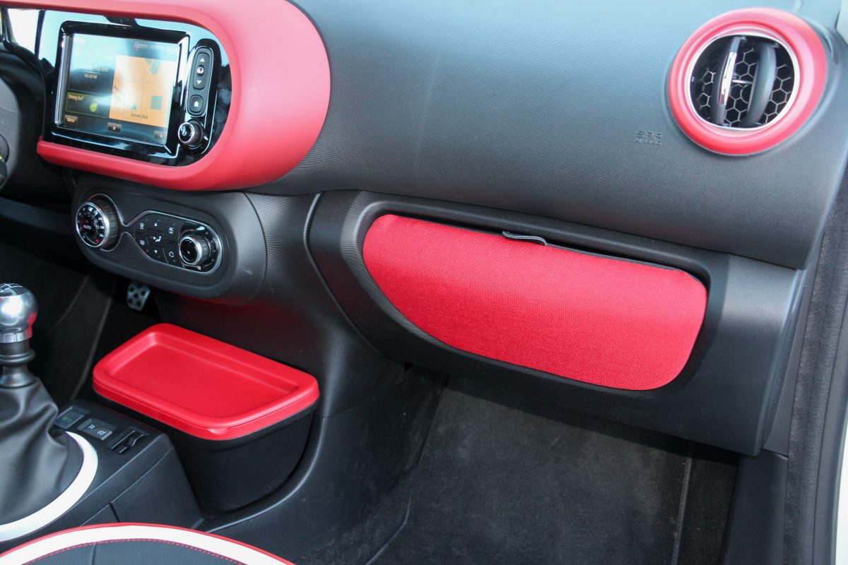 RENAULT TWINGO
