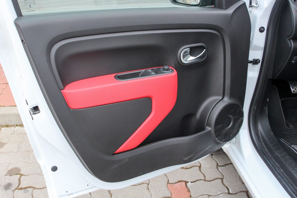 RENAULT TWINGO