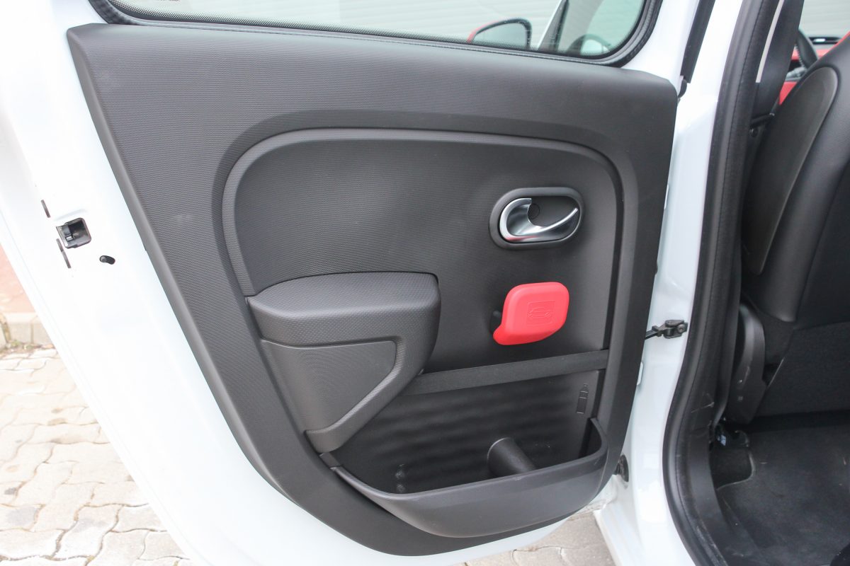 RENAULT TWINGO