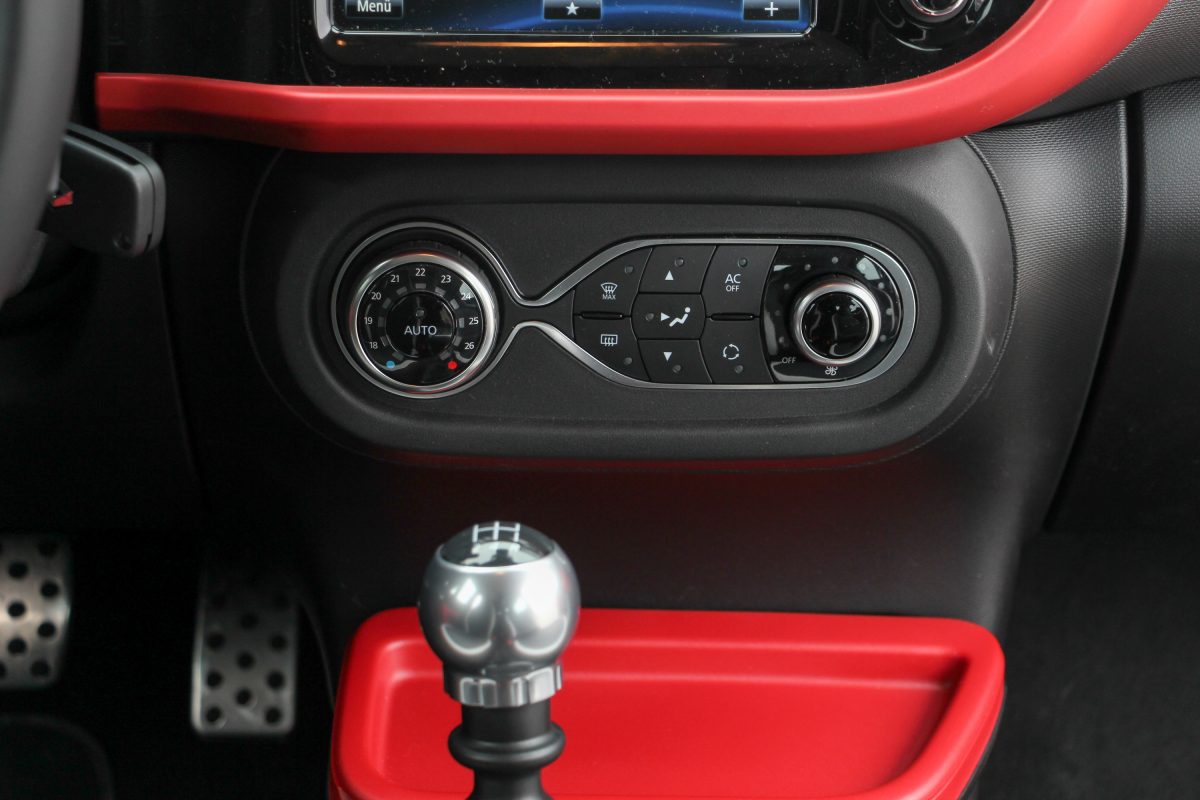RENAULT TWINGO