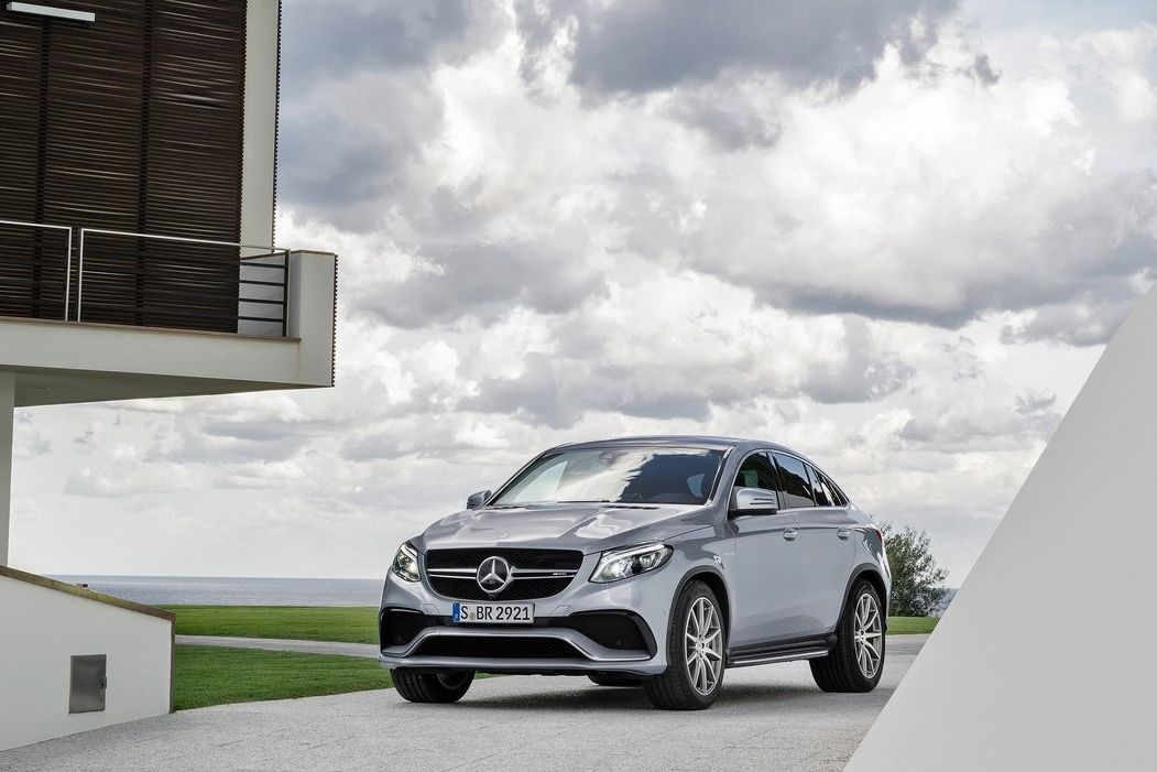 MERCEDES-BENZ