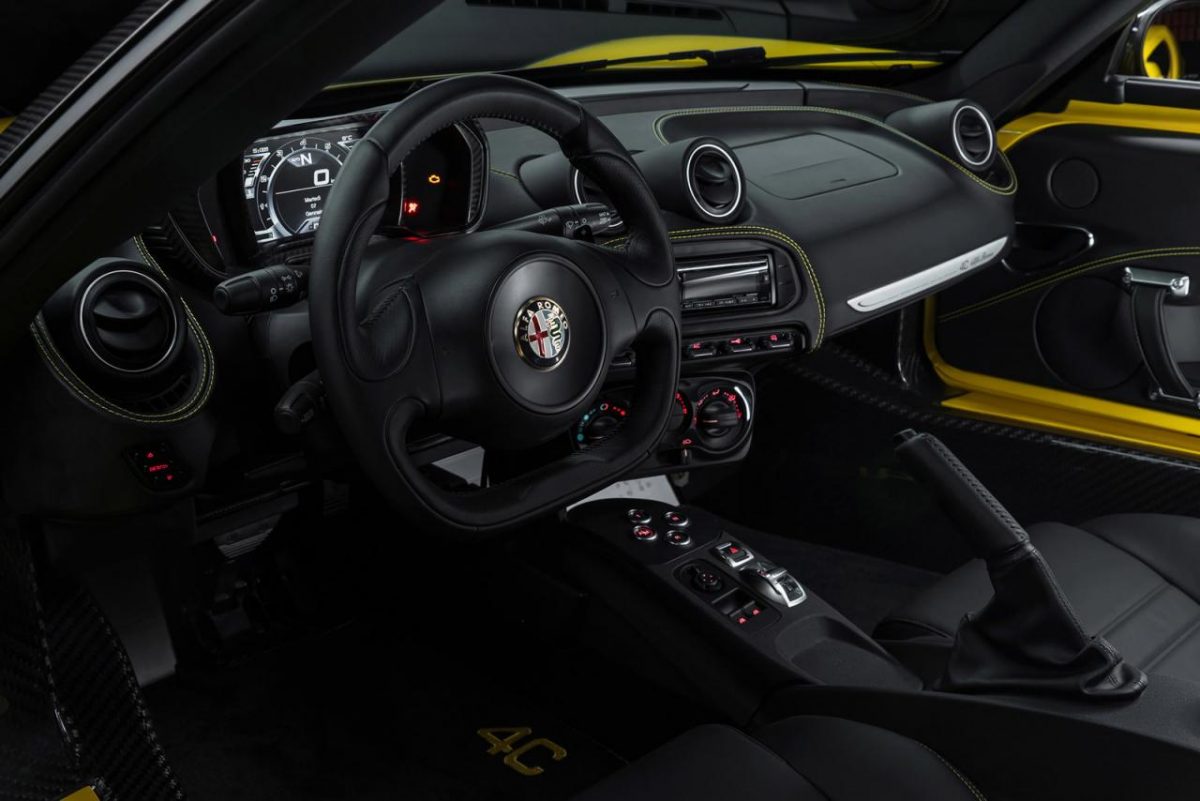ALFA ROMEO 4C