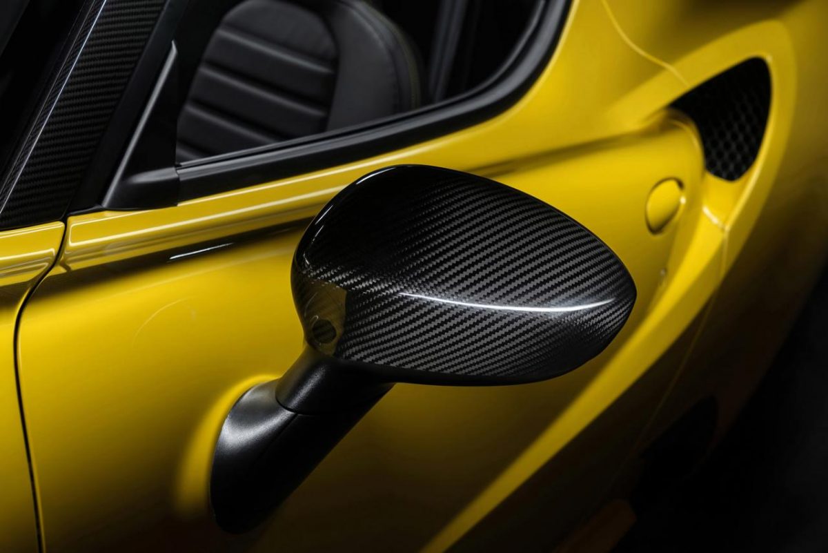 ALFA ROMEO 4C