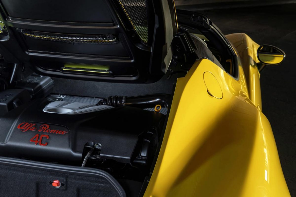 ALFA ROMEO 4C