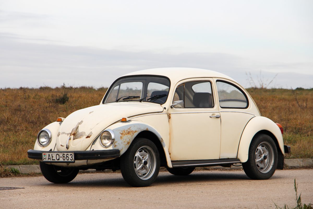 VOLKSWAGEN 1300