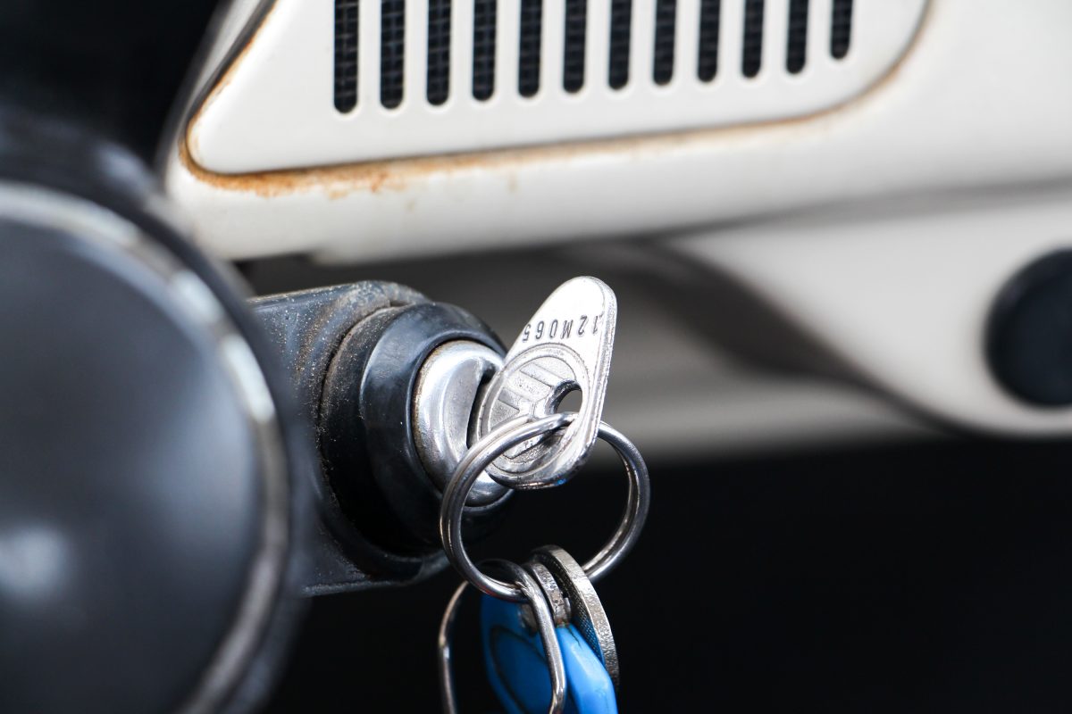 VOLKSWAGEN 1300