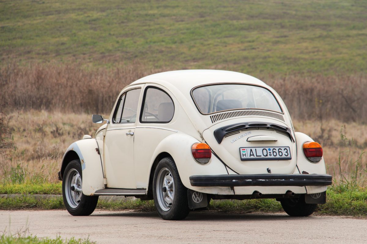 VOLKSWAGEN 1300