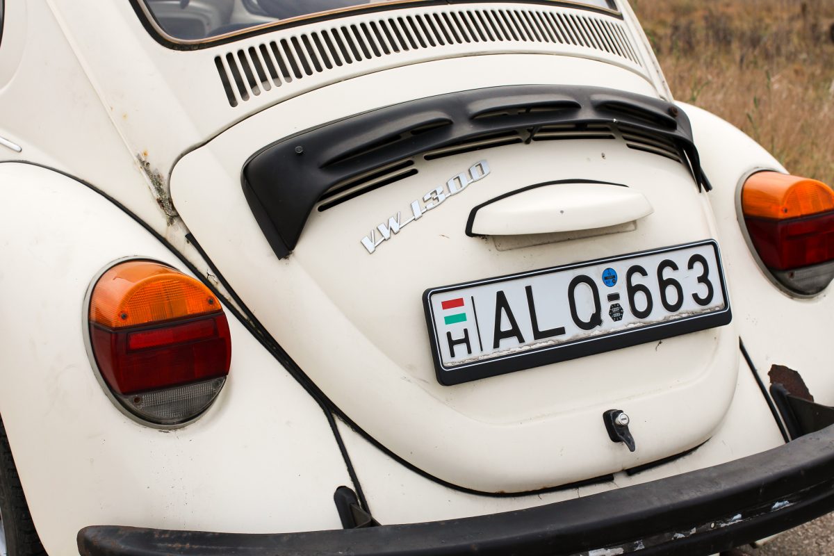 VOLKSWAGEN 1300