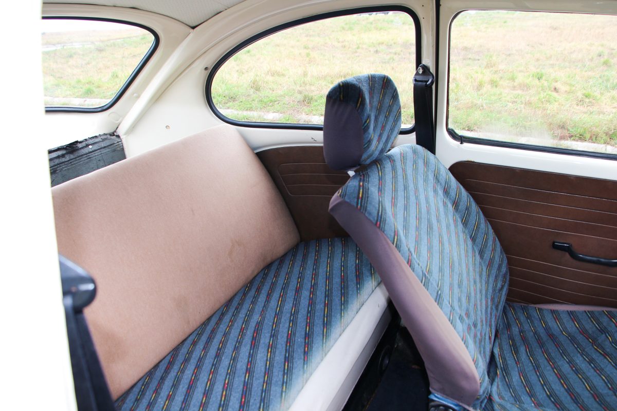VOLKSWAGEN 1300
