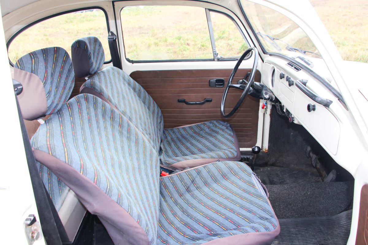 VOLKSWAGEN 1300
