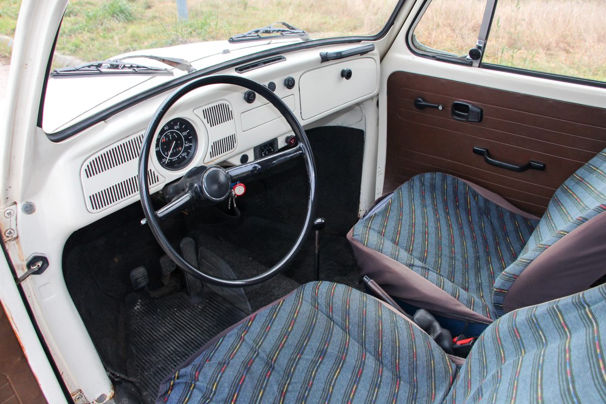 VOLKSWAGEN 1300