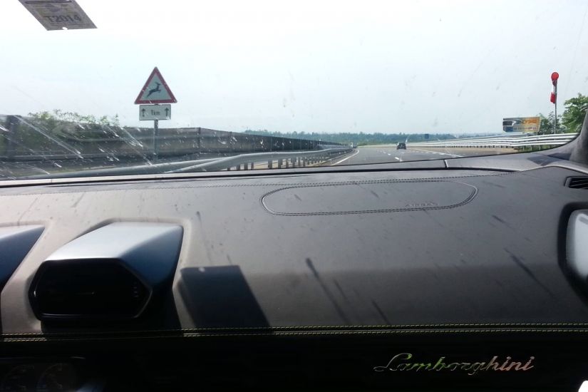LAMBORGHINI