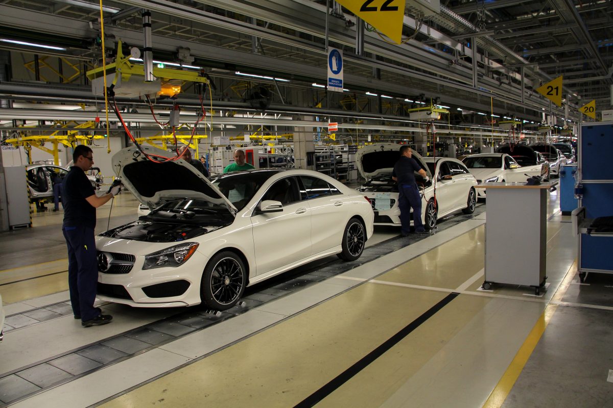 MERCEDES-BENZ