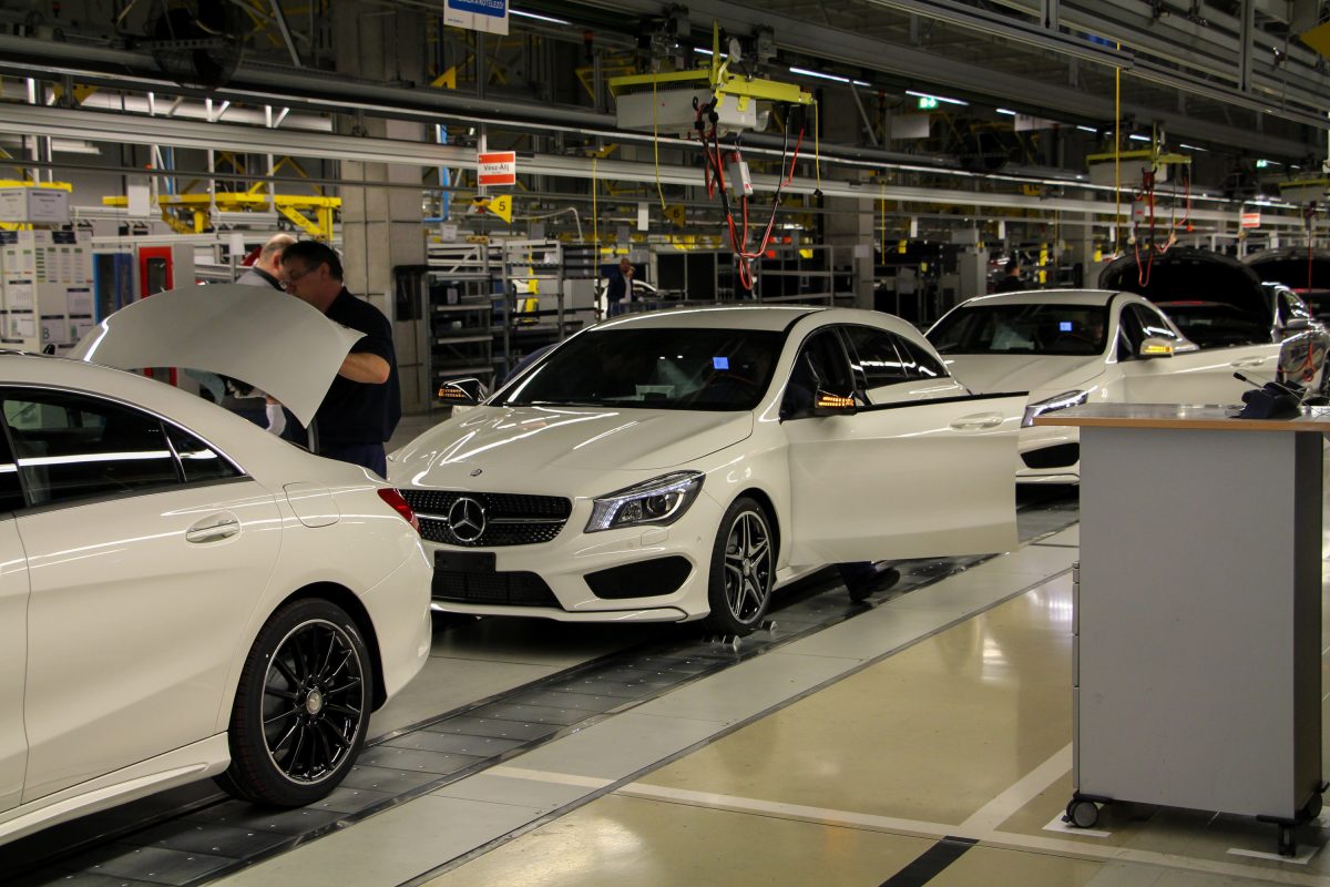 MERCEDES-BENZ