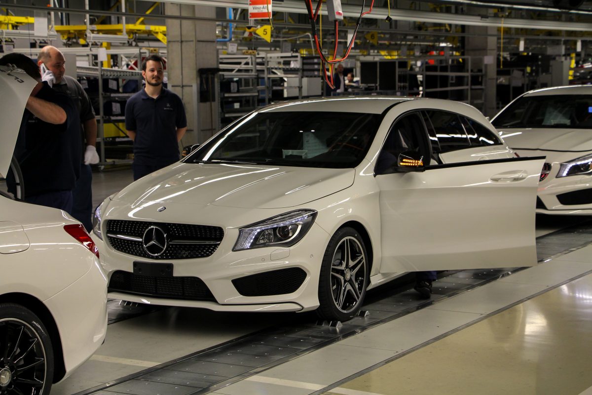 MERCEDES-BENZ