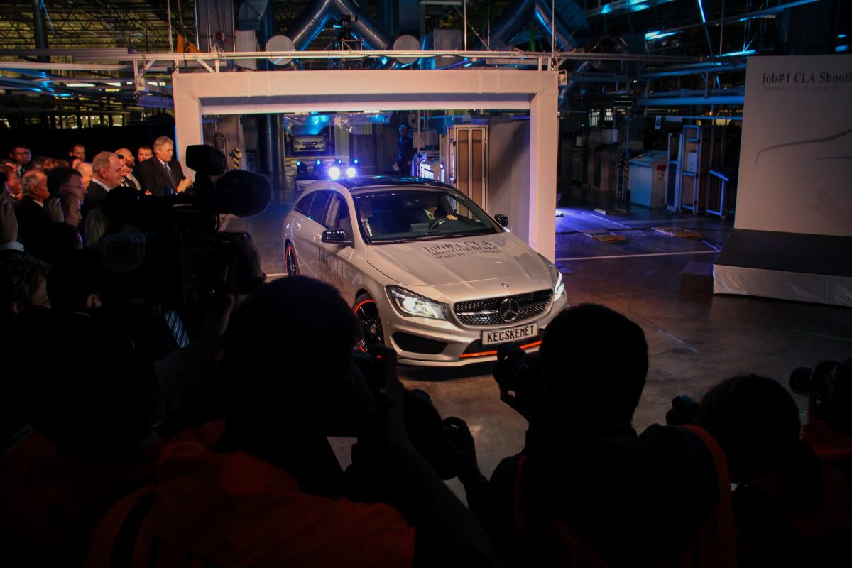 MERCEDES-BENZ